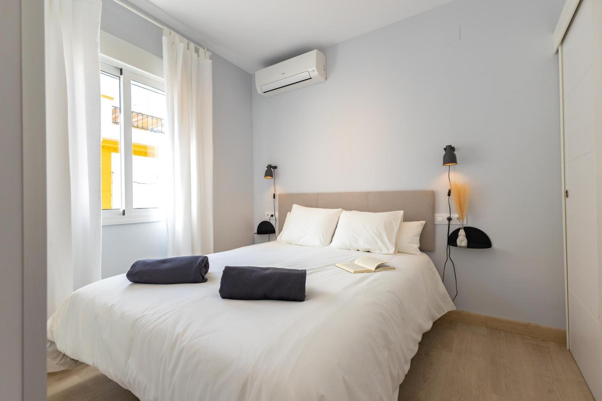 Apartment Charming 2 Bedroom At Iconic Triana Neighborhood By Ocityzen