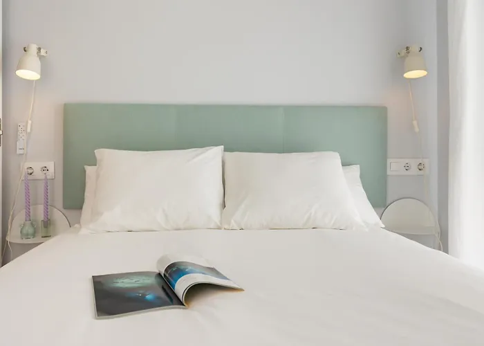 Charming 2 Bedroom Apartment At Iconic Triana Neighborhood By Ocityzen