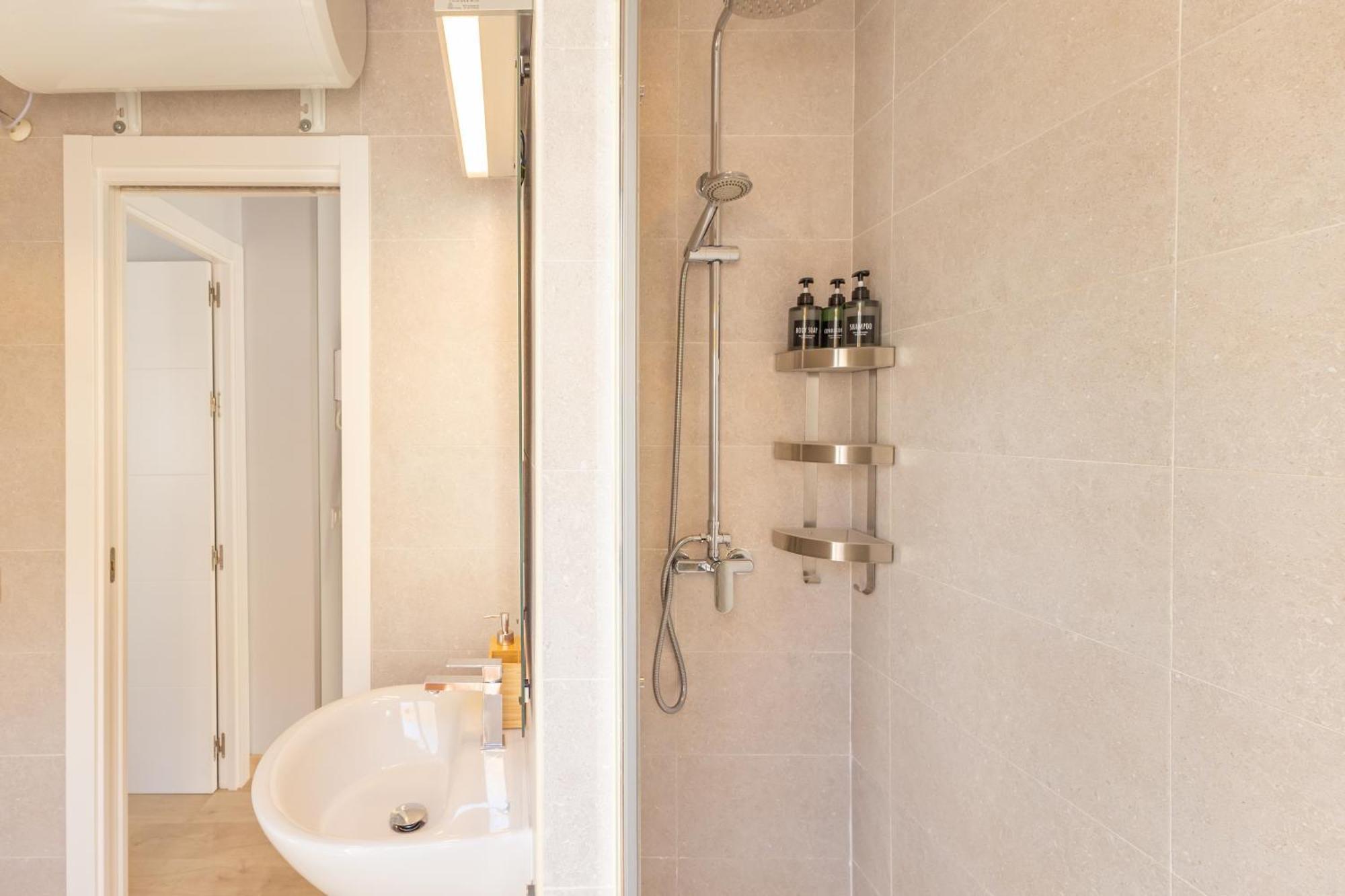 Apartment Charming 2 Bedroom At Iconic Triana Neighborhood By Ocityzen Seville
