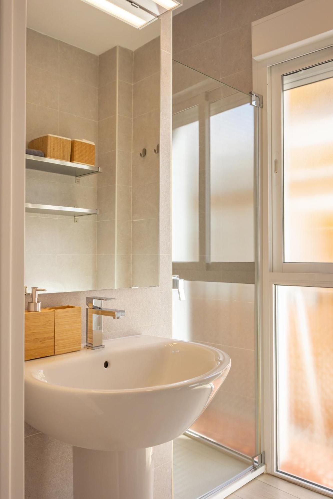 Apartment Charming 2 Bedroom At Iconic Triana Neighborhood By Ocityzen *